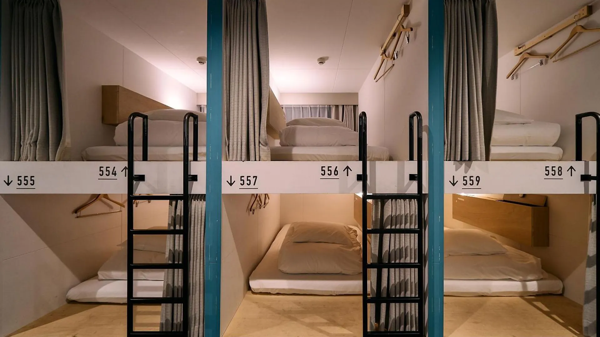 Hotel Plus Hostel Tokyo Kawasaki 川崎町 0*,  日本
